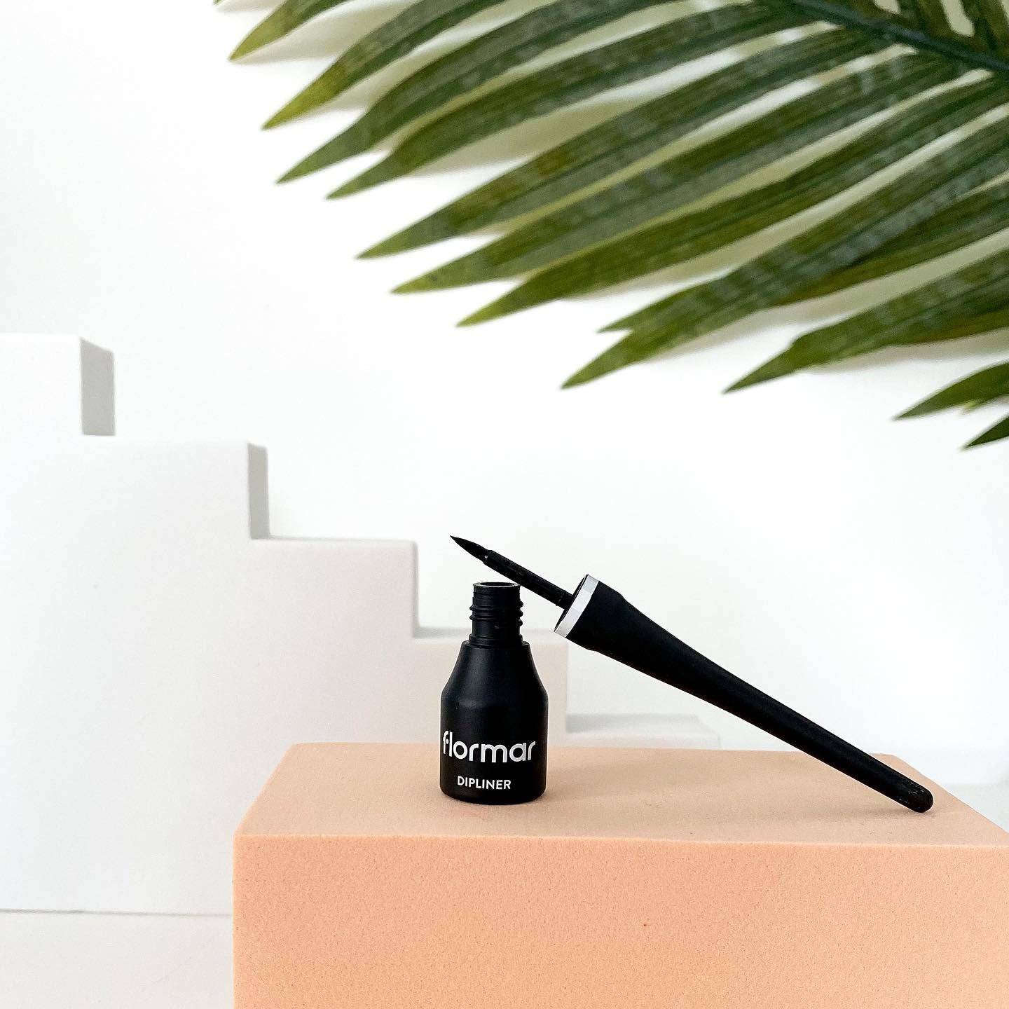 FLORMAR - Eyeliner Dipliner Black