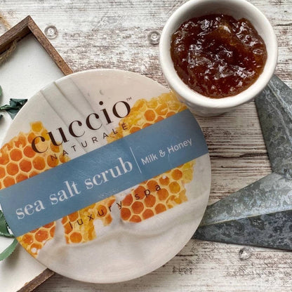 CUCCIO – Esfoliante Sea Salt Milk & Honey Mãos, pés e Corpo 237g (3131)